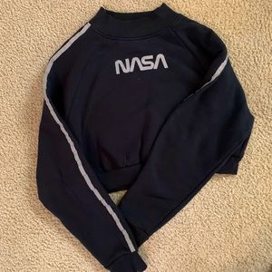 /Nasa/CropLongsleeve